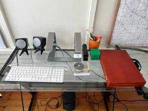 lot 75 image: Nulaxy Desk Stand & Boston Desktop Speakers, Keyboard, Scotch Tape Dispenser & Art Set