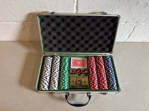 lot 114 image: Poker Chip Set In Aluminum Case - Multicolor Chips, Cards, Dice & Play Money