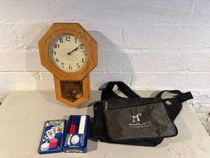lot 124 image: Oak Regulator Octagon Wall Clock with Glass Front - Card Tin Set & Music Bag