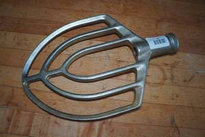 lot 18 image: Industrial Mixer Attachment - Flat Beater