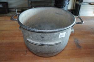 lot 12 image: Industrial Mixer Bowl - 30 Quart