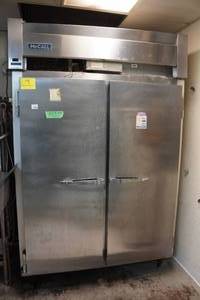 lot 33 image: McCall Commercial Freezer