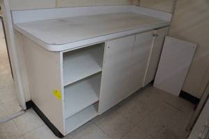 lot 67 image: Storage Cabinet