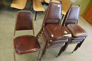 lot 79 image: 9 Banquet Chairs