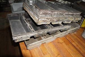 lot 98 image: Commercial Bread Pans