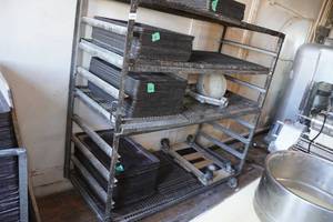lot 90 image: Industrial Metal Rolling Rack