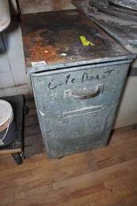 lot 351 image: Galvanized Storage Bin