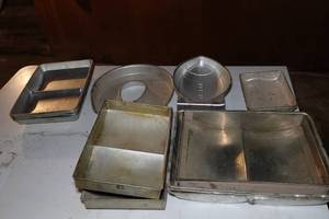 lot 905 image: Assorted Specialty Cake Pans - Books, Football