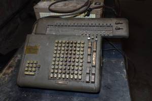 lot 939 image: Vintage Friden Electro-Mechanical Calculator