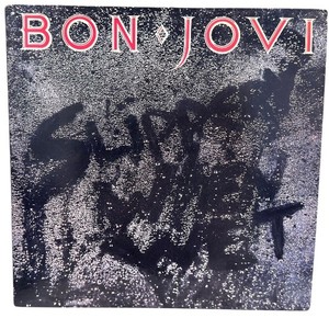 lot 4 image: Bon Jovi Slippery When Wet - Mercury 1986 Vinyl LP