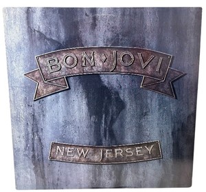 lot 5 image: Bon Jovi New Jersey Vinyl LP - Mercury Records Gatefold Edition