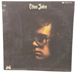 lot 23 image: Elton John - Elton John (UNI) LP 73090