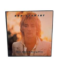 lot 44 image: Rod Stewart - Foot Loose & Fancy Free (BSK 3092) 12 LP - Warner Bros 1977