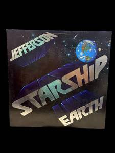 lot 89 image: Jefferson Starship Earth LP - Vinyl Record Album (Grunt Records)