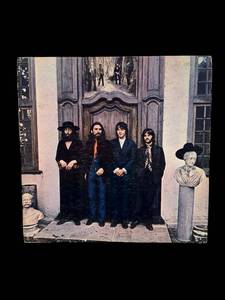 lot 107 image: The Beatles Hey Jude LP - Apple SW-385 - Stereo