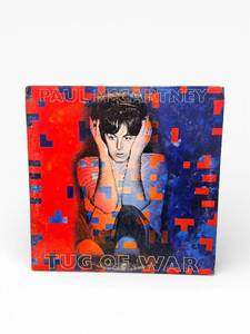 lot 177 image: Vinyl LP Tug of War - 12-Inch Columbia - Vintage Album Cover