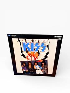 lot 197 image: KISS Animalize Live Uncensored LaserDisc - 2-Disc Set PA-85-141 - Pioneer Artists
