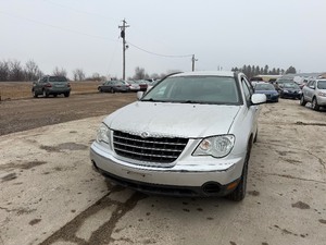 lot 12 image: 2007 Chrysler Pacifica