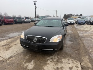 lot 13 image: 2008 Buick Lucerne
