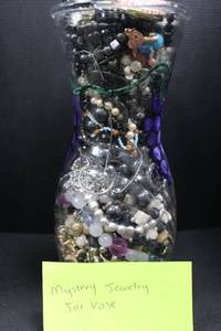 lot 37 image: Mystery Jewelry Jar Vase