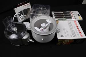 lot 110 image: KitchenAid Tilt-Head Beater KFE5T & Ice Cream Maker Attachment & 4-Piece Steak Knife Set (Bundle)
