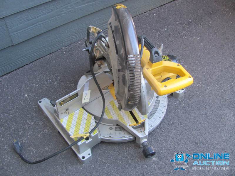 lot 2 image: DEWALT 12" (305 mm) Compound Miter Saw. ...