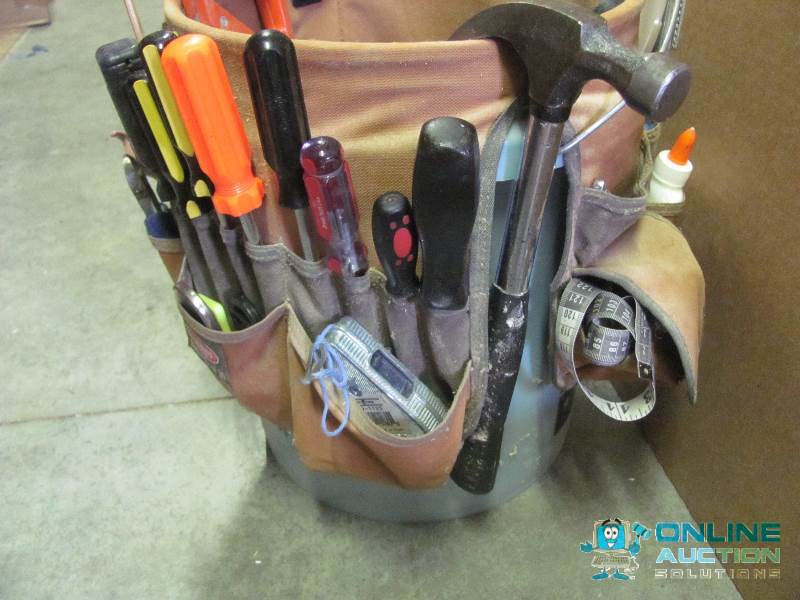 lot 46 image: No need to go tool shopping anytime soon if y...