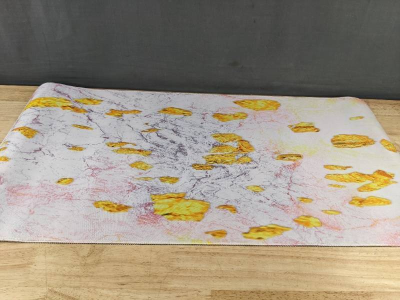 DeskPet Food Mat 31 x 15.5 in - Brand New