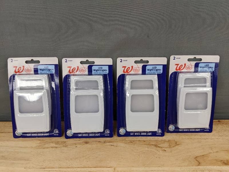8 Walgreens LED Night Lights Soft White 3000K, 4 Two Packs - Brand New