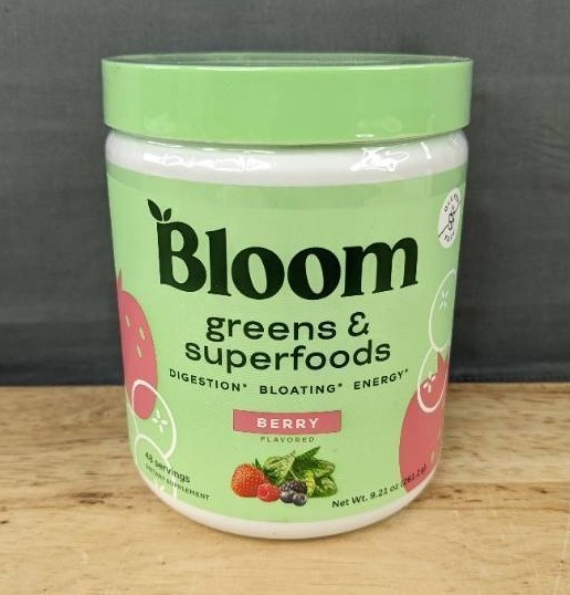 48 Servings Bloom Greens & Superfoods Berry 9.24oz $36 Retail - Brand New