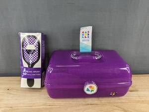 Caboodles On-The-Go-Girl Purple & 2 Detangling Brushes - Brand New