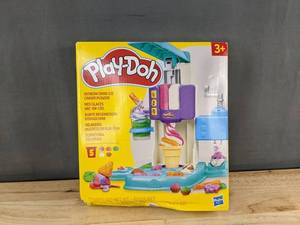 Play-Doh Rainbow Swirl Ice Cream Playset - 3 and up - Brand New