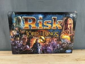 Hasbro Risk The Lord of the Rings Trilogy Edition Board Game - Brand New
