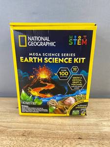 National Geographic Mega Science Series Earth Science Kit - Brand New