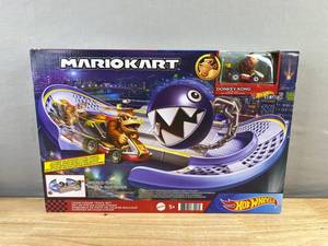 Hot Wheels Mario Kart Donkey Kong Chain Chomp Track Set - Brand New