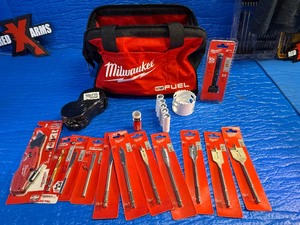 lot 76 image: Milwaukee variety Lot