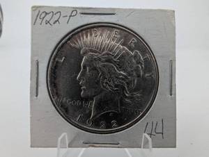 lot 3 image: 1922 Peace Dollar - One Dollar Silver Coin