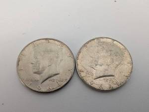 lot 19 image: 1964 90% Silver Kennedy Half Dollars