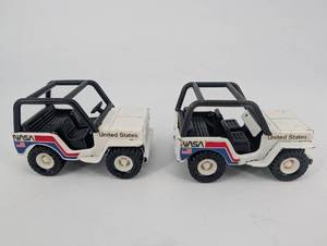 lot 73 image: NASA United States Die-Cast Jeeps (Lot of 2) - Made in Japan