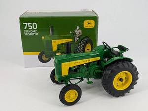 lot 83 image: John Deere 750 Standard Prototype Die-Cast Tractor - 116 Scale - Limited Edition