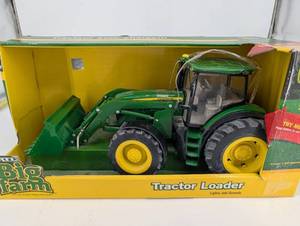 lot 98 image: John Deere Tractor Loader Toy with Front Loader - Lights and Sounds