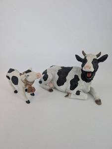 lot 125 image: Toscano Cow & Calf Figurine Set - White with Black Spots, Bell