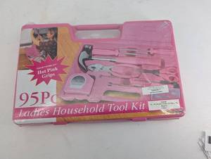 lot 231 image: Tool Kit for Ladies 95Pc - Hot Pink Grips