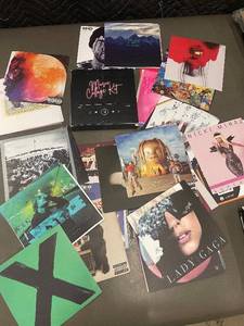 lot 21 image: Music Collage Kit - 150 Pcs & 50 Stickers - New in China