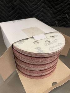 lot 93 image: Sanding Discs 80 Grit - 80 PCS Pack