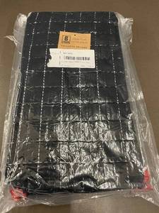 lot 100 image: Kitchen Towels - 8-Pack Exclusive Designs