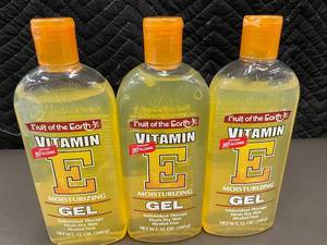 lot 111 image: Fruit of the Earth Vitamin E Moisturizing Gel 12 oz (Lot of 3)