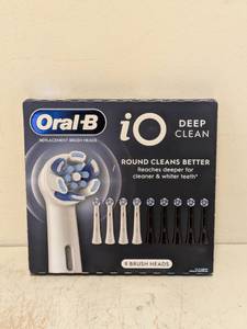 lot 100 image: NEW ORAL B DEEP CLEAN REPLACEMENT BRUSH HEADS 9PK
