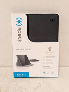 lot 132 image: NEW SPECK BALANCE FOLIO IPAD 10.2