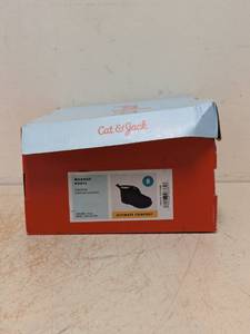lot 149 image: NEW CAT & JACK KIDS MAGNUS BOOTS SIZE 8 NAVY